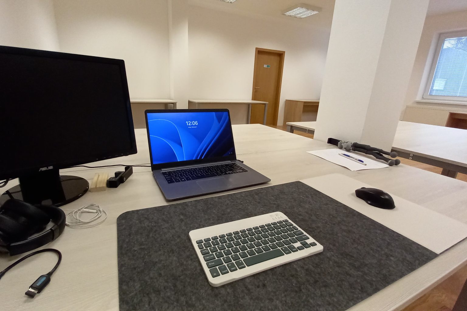 Pracovný priestor - Coworking HUBB