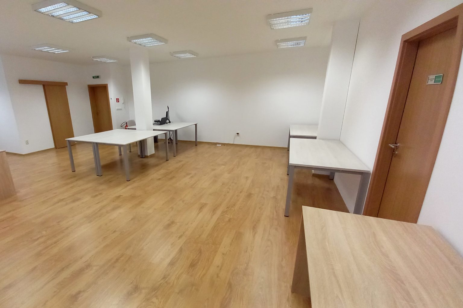 Pracovný priestor - Coworking HUBB