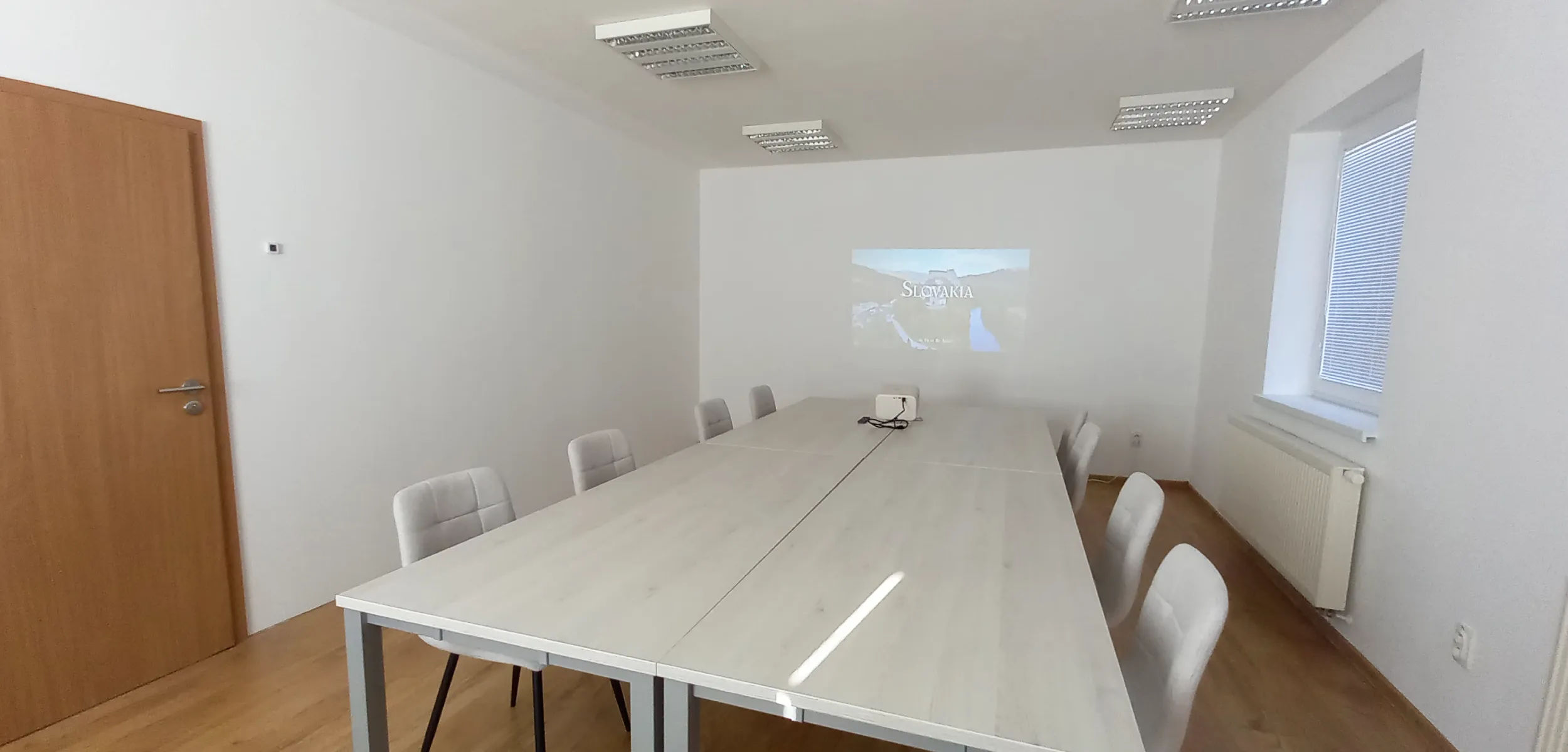 Zasadacia miestnosť - Coworking HUBB